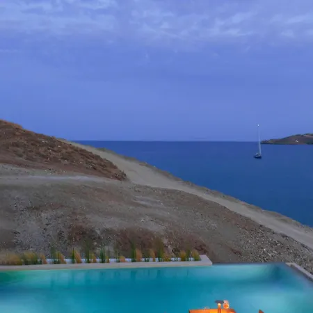 Anassa Boutique